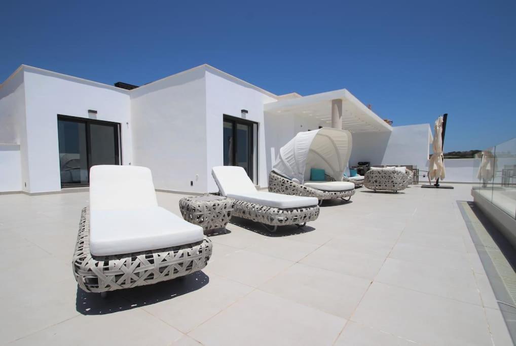 Ferienwohnung Luxurious Penthouse With Huge Panoramic Terrace San Roque  Exterior foto